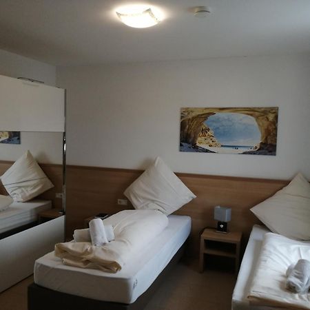 Hotel-Restaurant Zum Baeumle Süßen Dış mekan fotoğraf