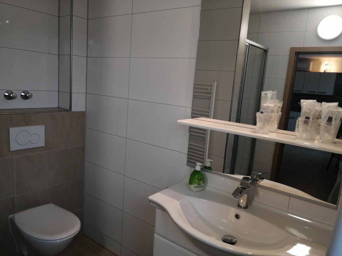 Hotel-Restaurant Zum Baeumle Süßen Dış mekan fotoğraf