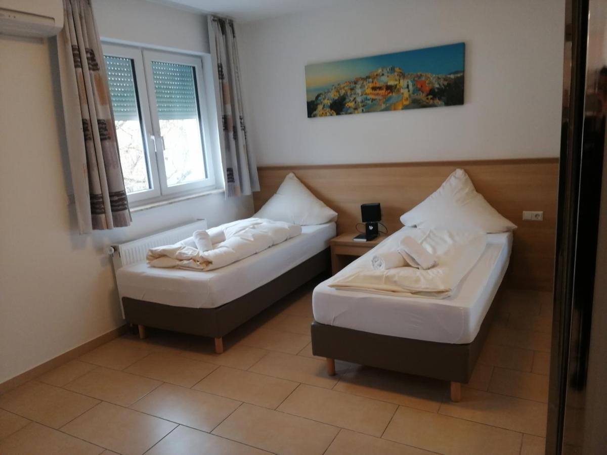 Hotel-Restaurant Zum Baeumle Süßen Dış mekan fotoğraf