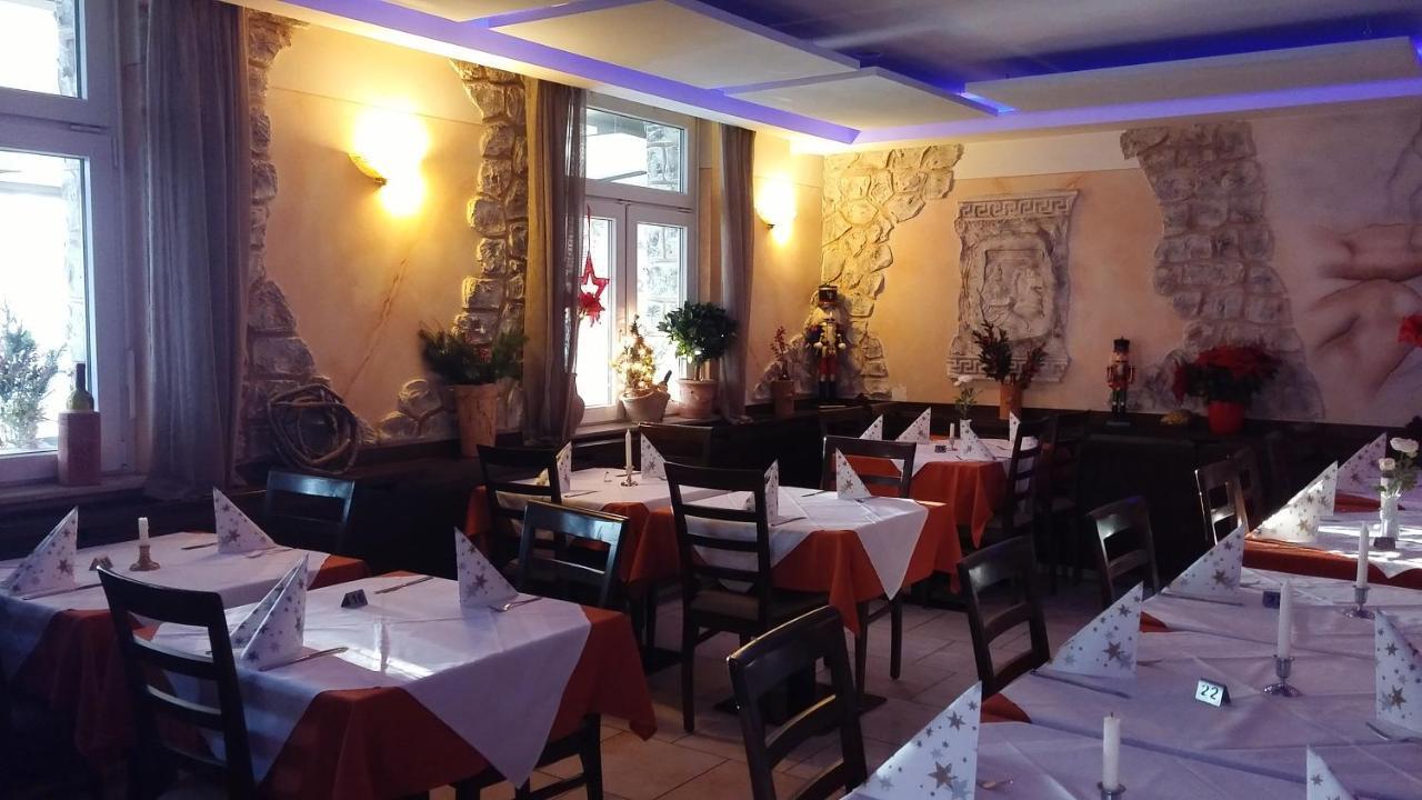 Hotel-Restaurant Zum Baeumle Süßen Dış mekan fotoğraf